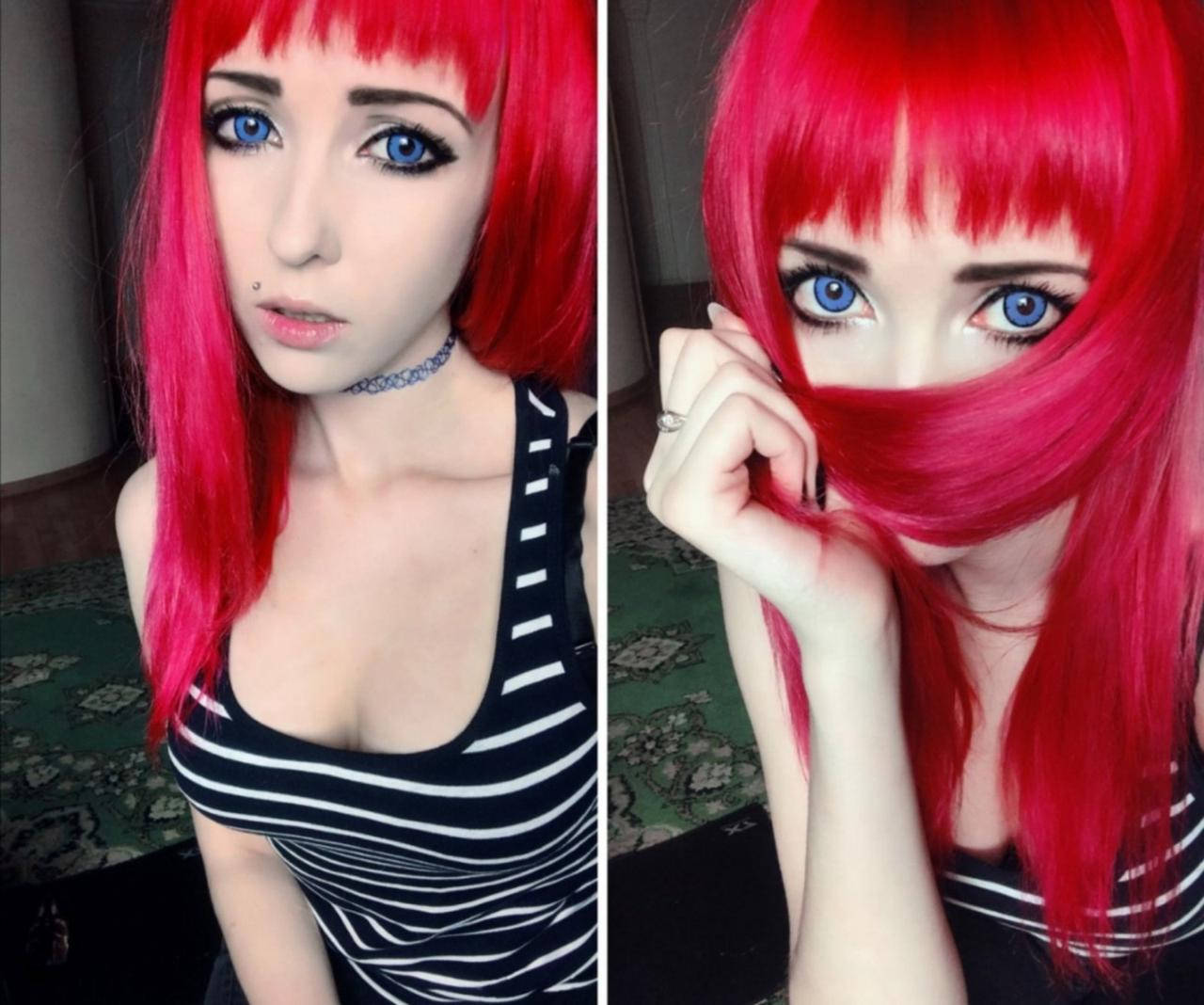 

Цветные синие линзы для глаз. Ярко синие контактные линзы. Цветные контактные линзы. Кукольные линзы для глаз