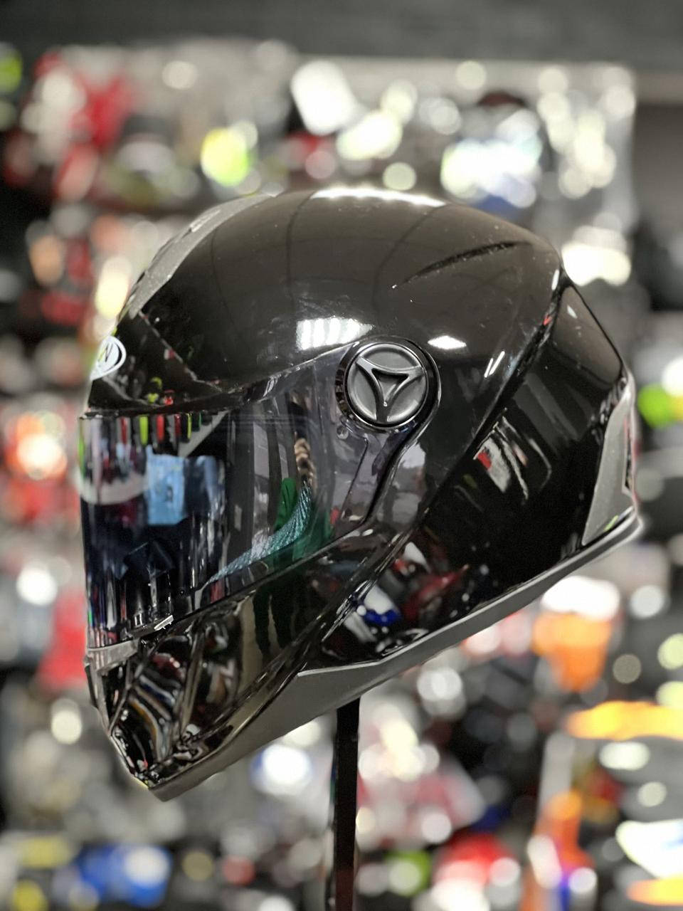 

Мотошлем FXW-122 черный, тонированный визор