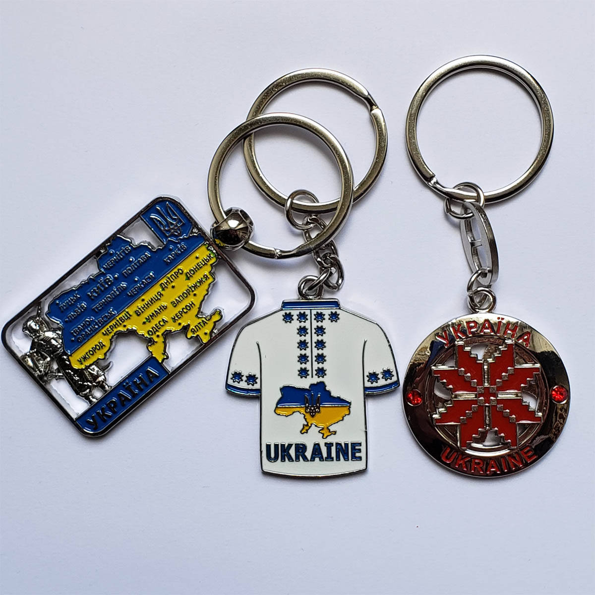 

Набір брелків з українською символікою (3 шт.) US0047