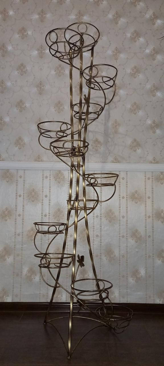 

Подставка кованая для цветов "Спираль витая" на 12 вазонов