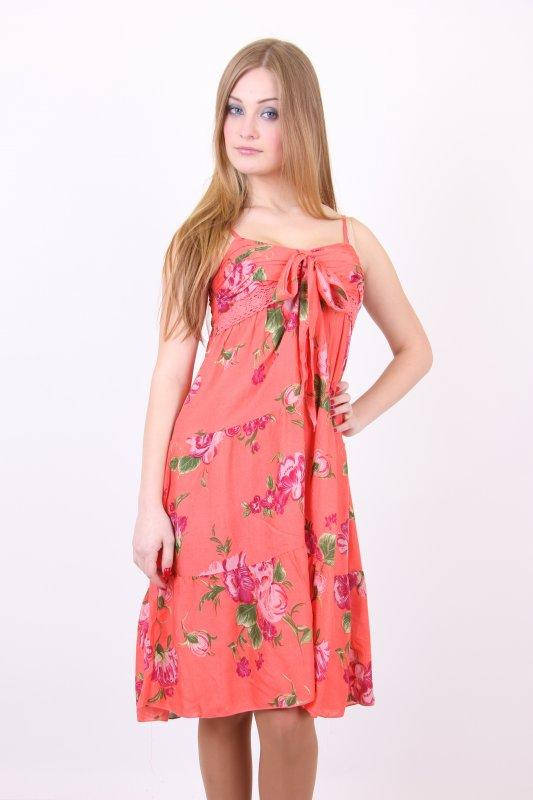 

Короткий яркий молодежный сарафан на лето кораловый