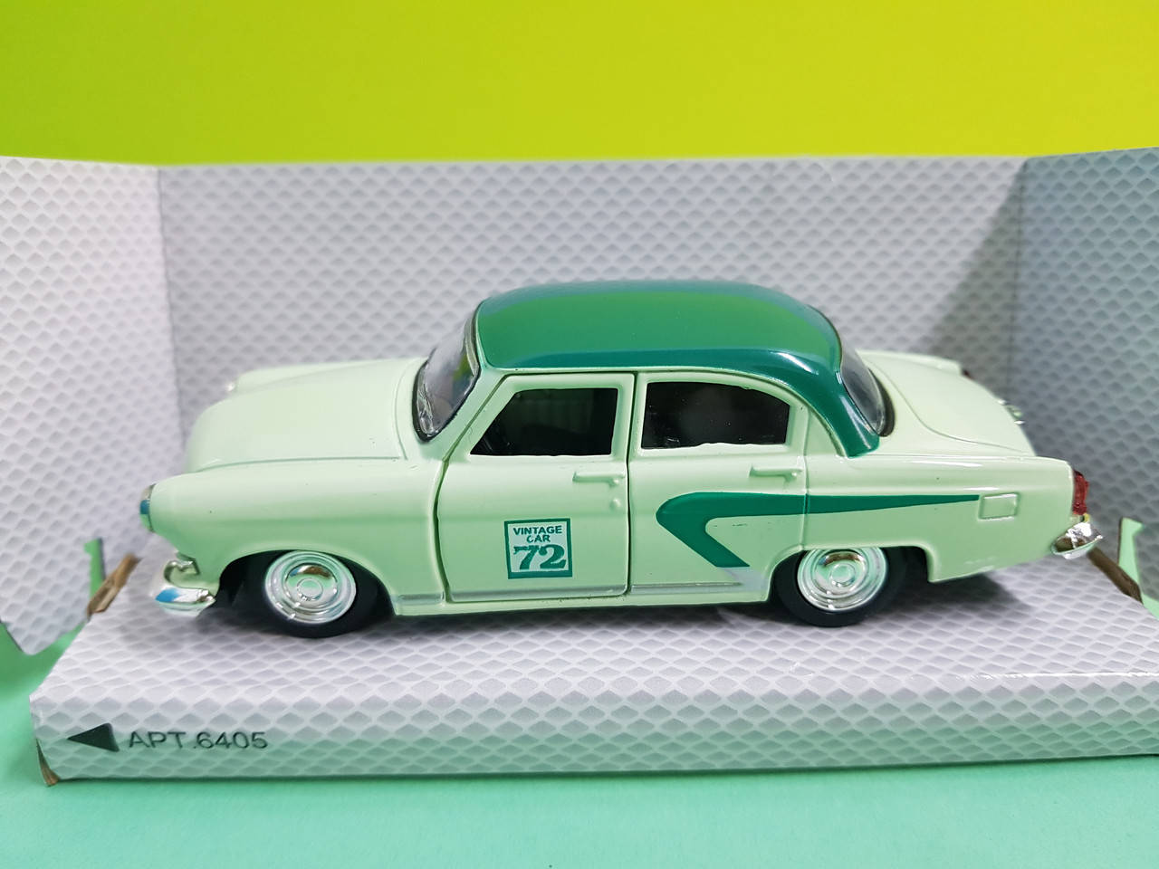 

Игрушка ГАЗ 21 Волга Спорт Play Smart Автопарк, Бежевый