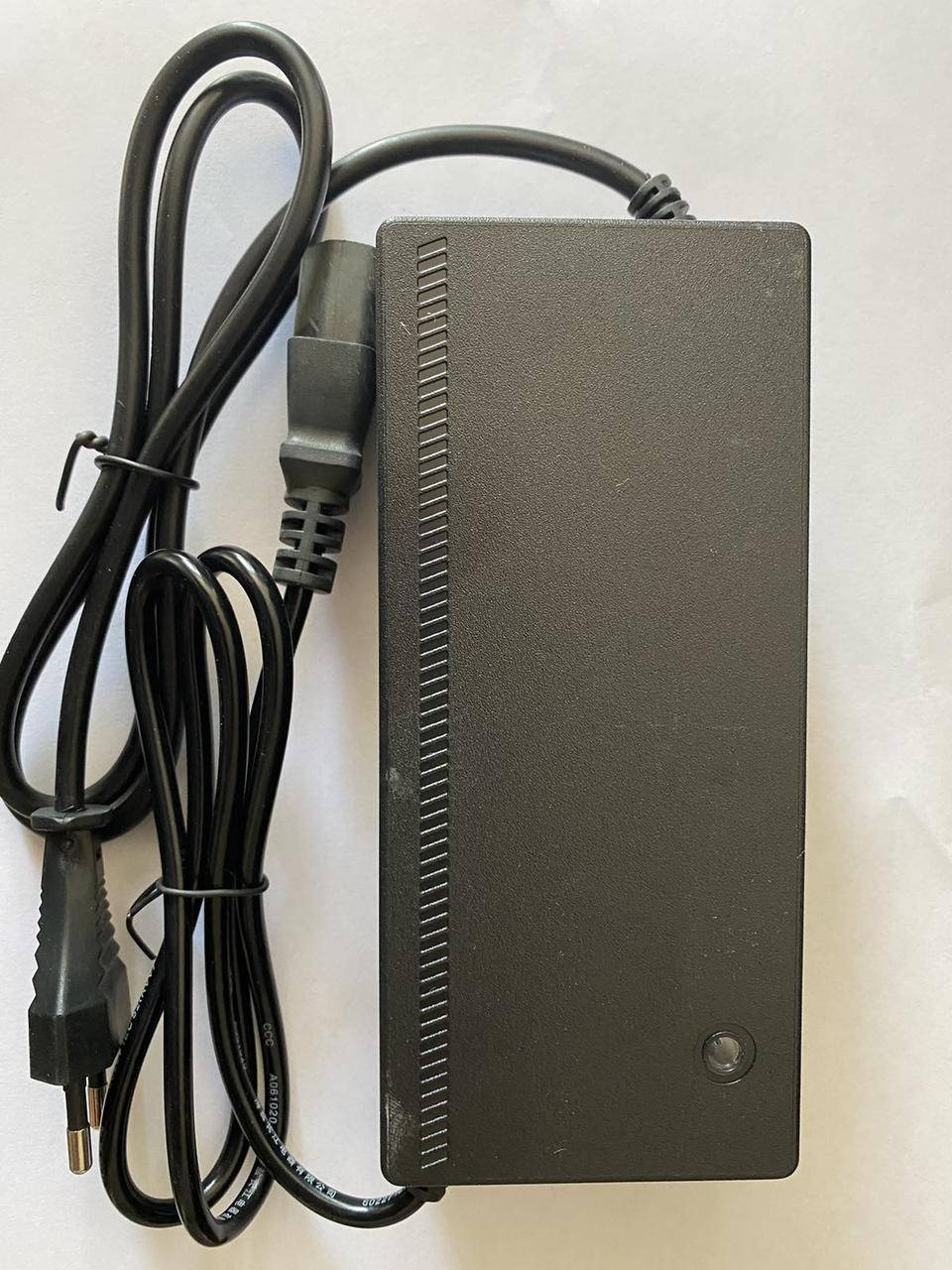 

Зарядное устройство BOSSMAN 36V/12-15Ah