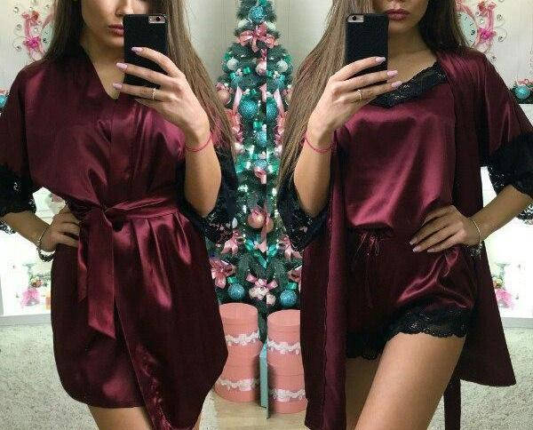 

Женский короткий атласный халат на запах "Миранда" 40-42,44-46,48-50, бордовый, зеленый, Разные цвета