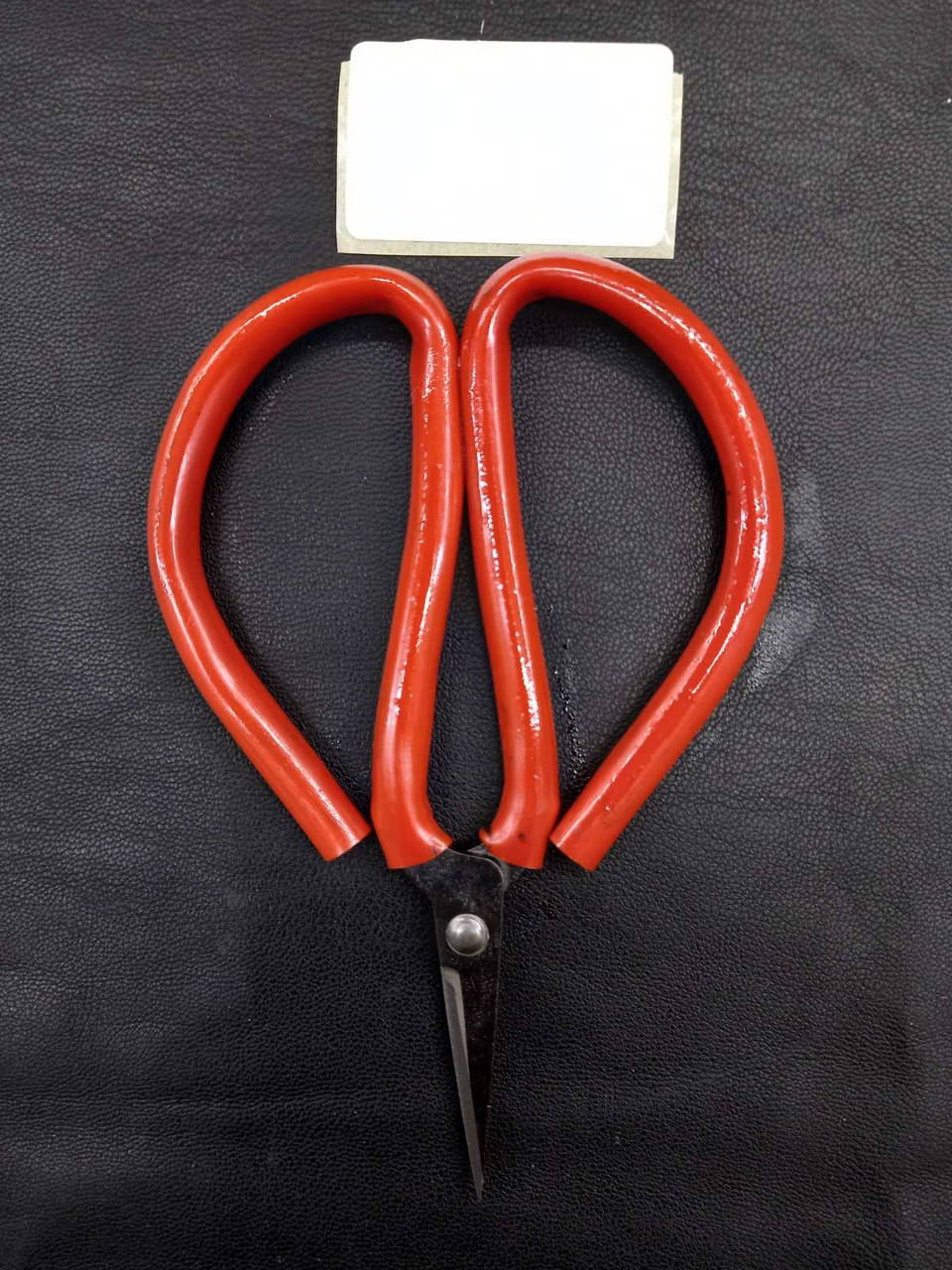 

Швейные ножницы для кожи