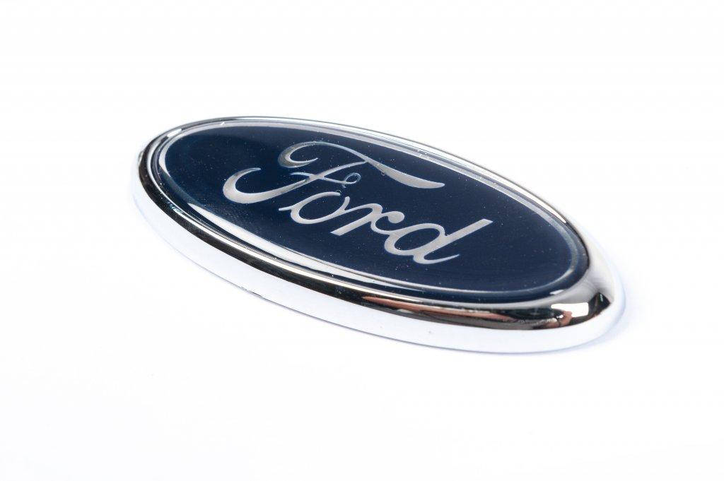 

Ford Focus III 2011-2017 гг. Эмблема Ford (самоклейка) 95мм на 38мм