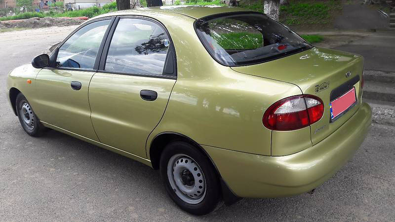 

Краска DAEWOO 50F 0.8л. Автоэмаль металлик "GOLD GREEN" Lanos, Золотистый