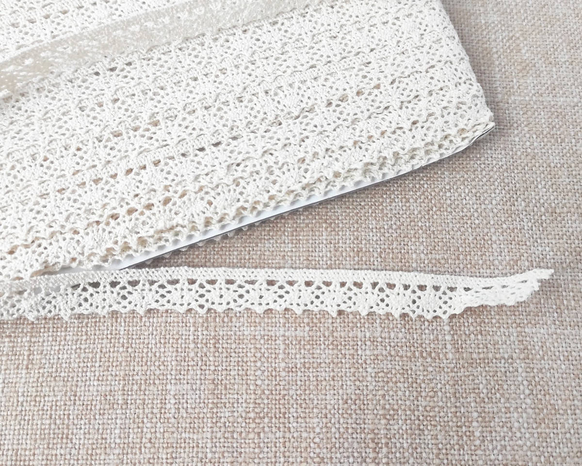 

Кружево хлопок 1,5 см бежевое ( 1 м/п ), Бежевый