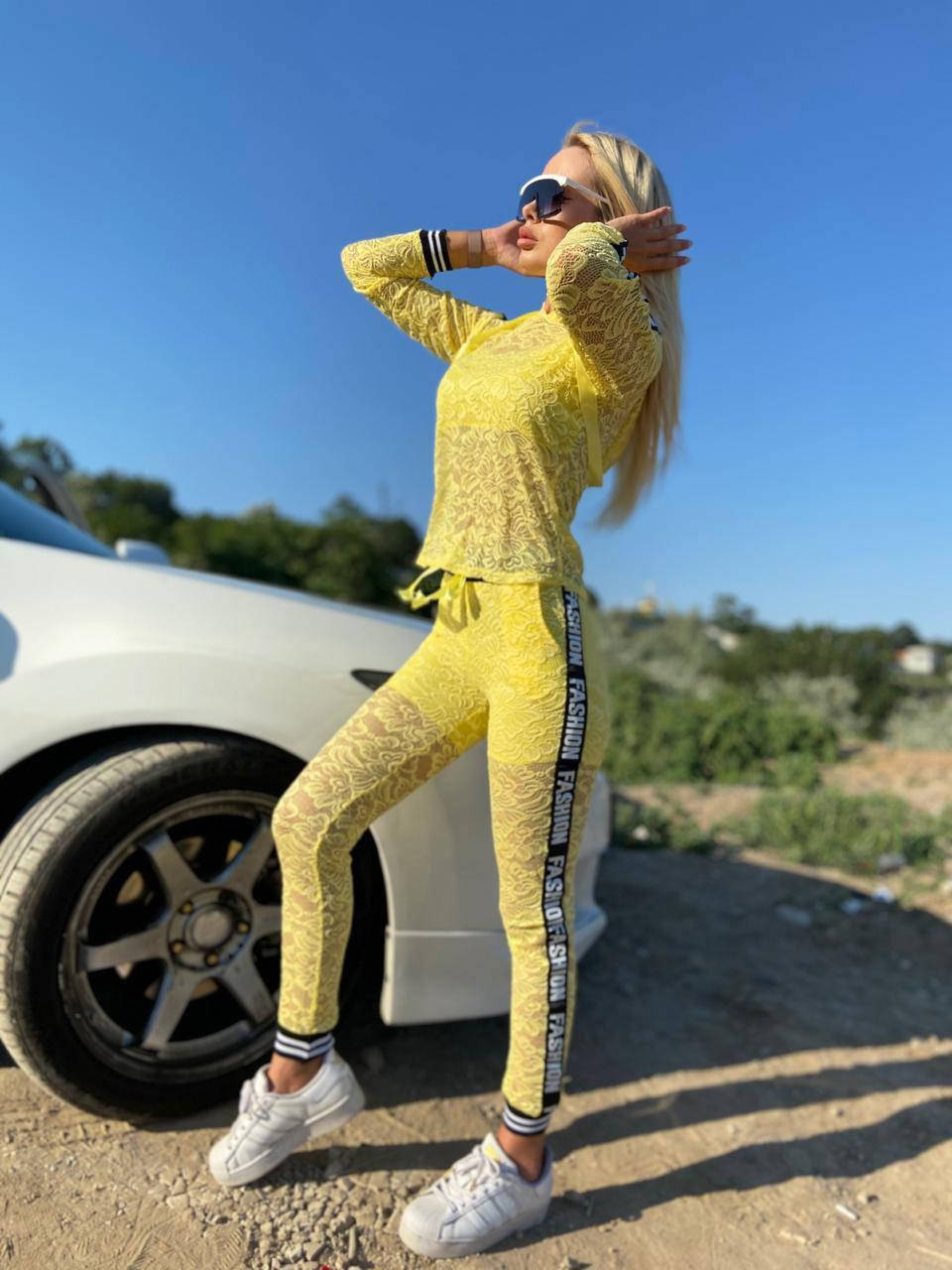 

Спортивный костюм женский гипюр на подкладке (42-46) "VARVARA" недорого от прямого поставщика, Лимонный