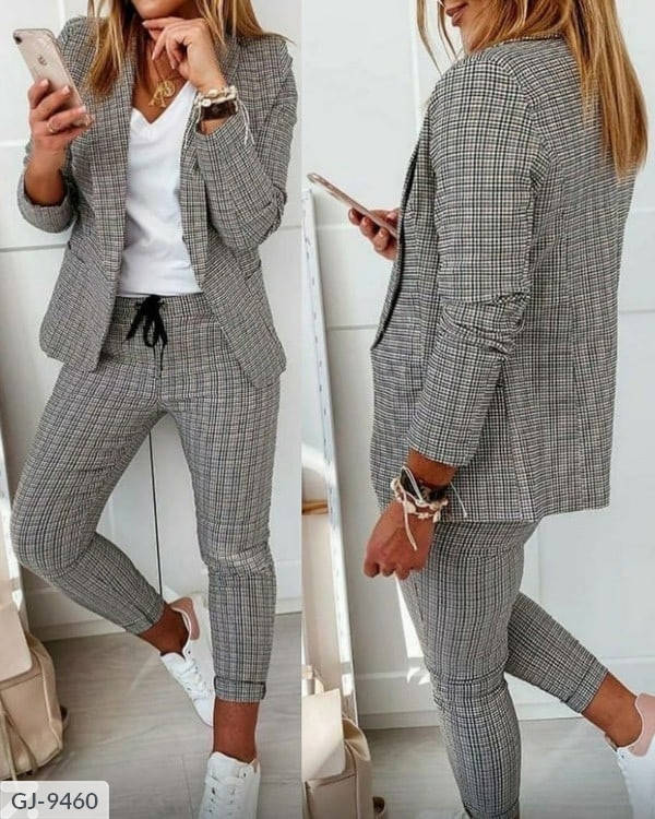 

Костюм GJ-9460 р:42-44; 46-48