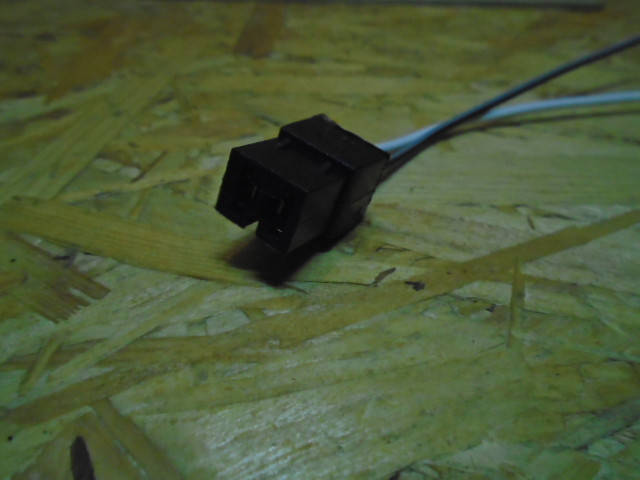 

Разъем 2 двухконтактный автомобильный "вилка"