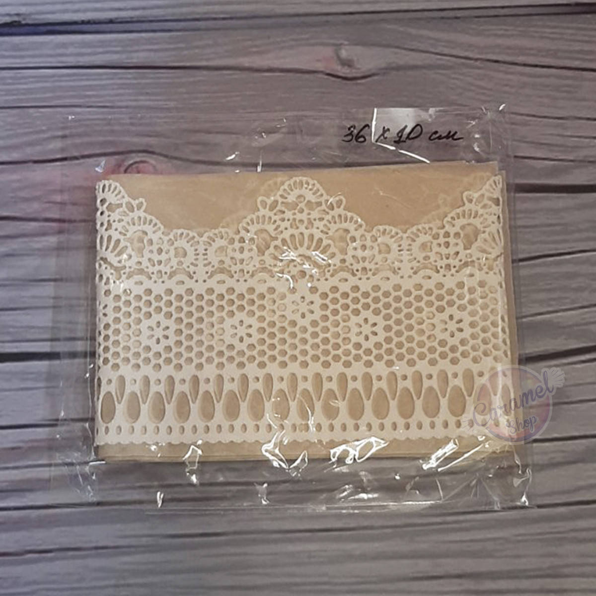

Кружево для торта, Белое 3шт, размер 36*10см