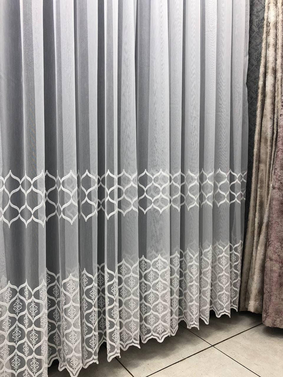 

Тюль низом на бамбуке-сетка. Цвет: Молочный