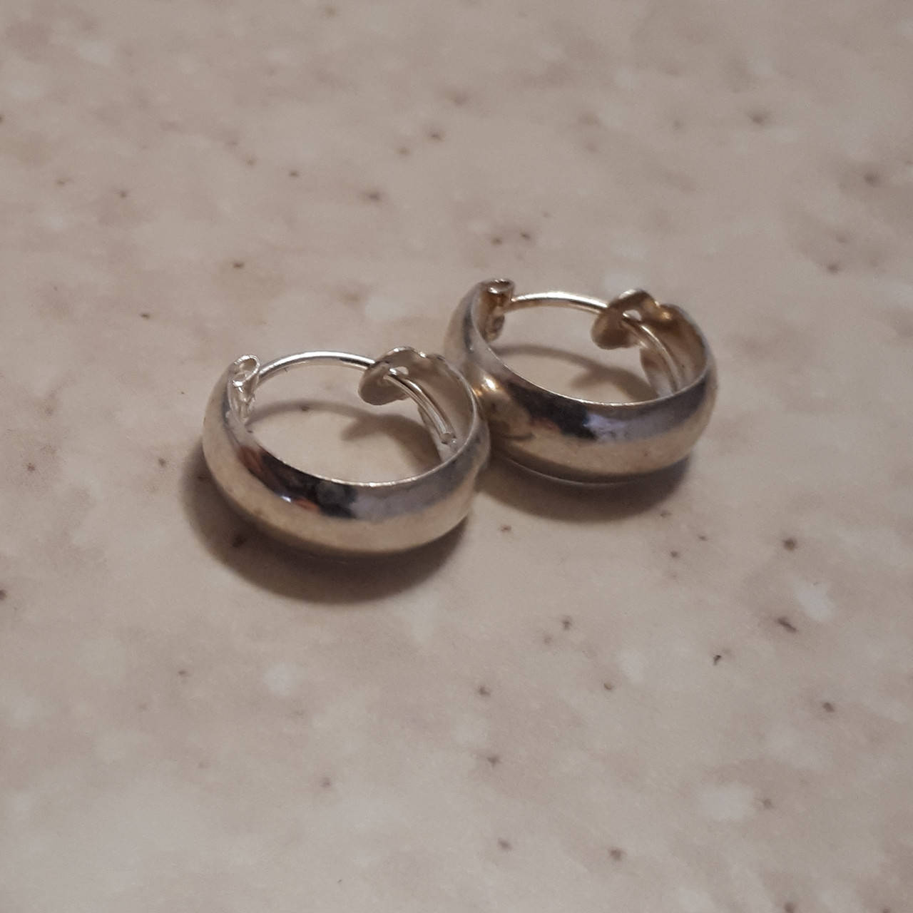 

Серьги серебряные широкие, диаметр 12 мм ЦЕНА ЗА ПАРУ