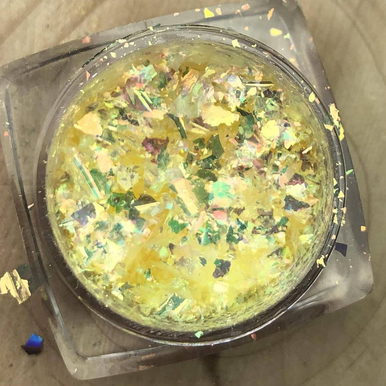 

Декор для ногтей NailApex хлопья №22 Банановый