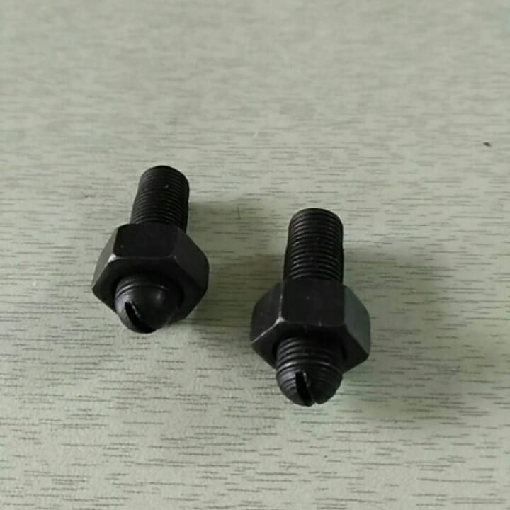 

Винты регулировки клапанов с гайками двигателя 190N