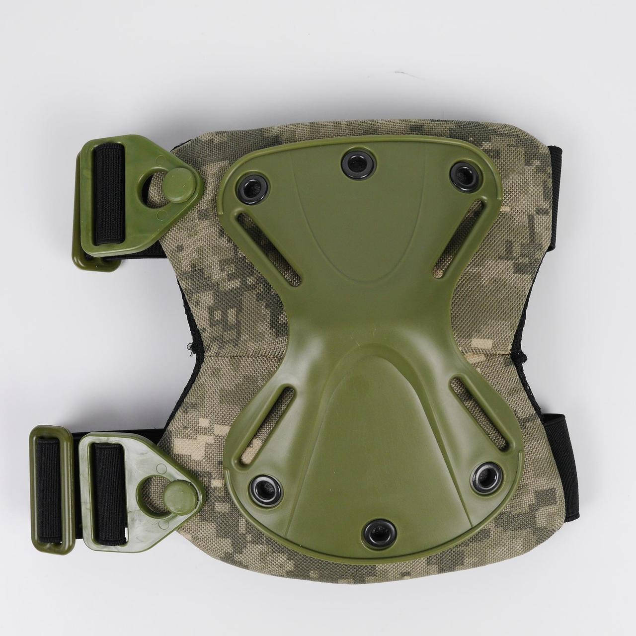 

Наколенник с быстрым сбросом Equipment М18 пиксель