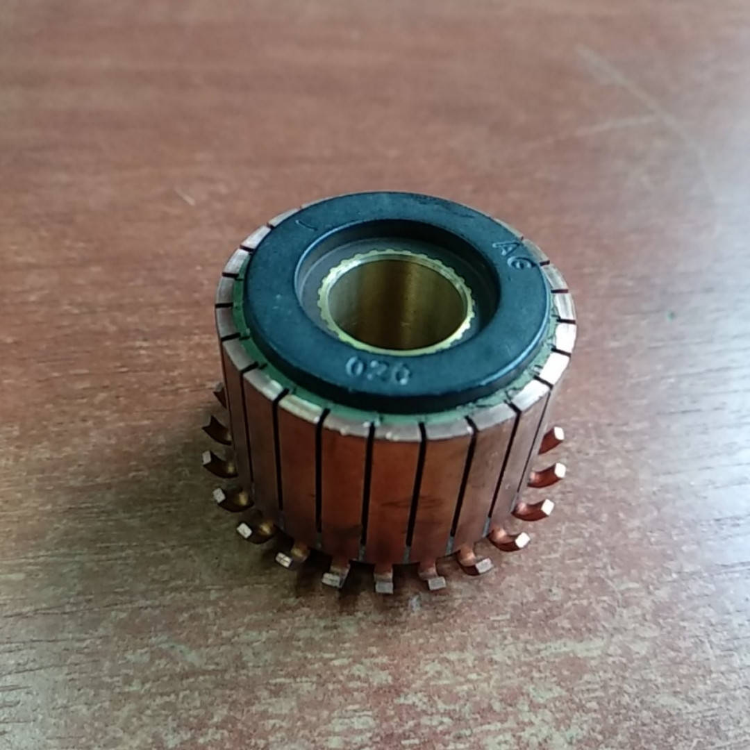 

Коллектор 24 ламели, Ø12/Ø30/h23