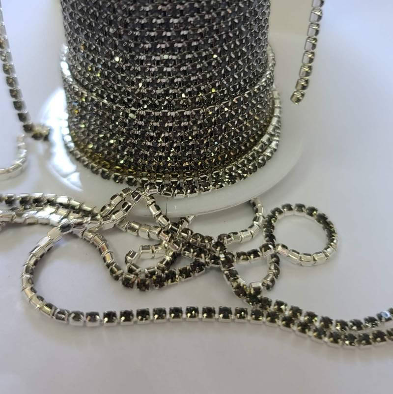 

Ss6 стразовая цепь серебро/ black_diamond 1м