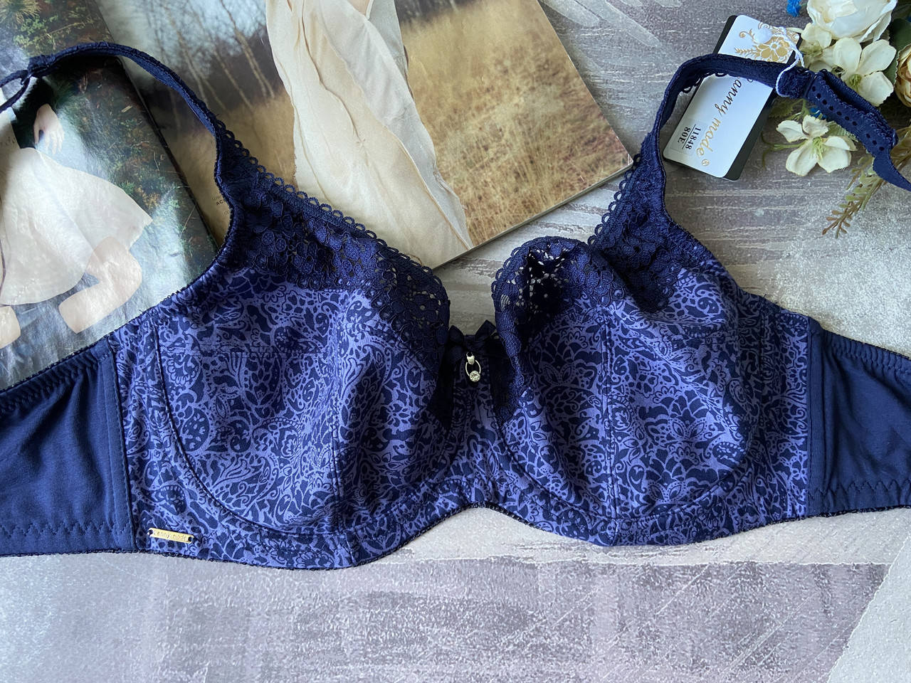 

Великолепный синий бюстгальтер на пятый размер груди на чашку Е 95Е