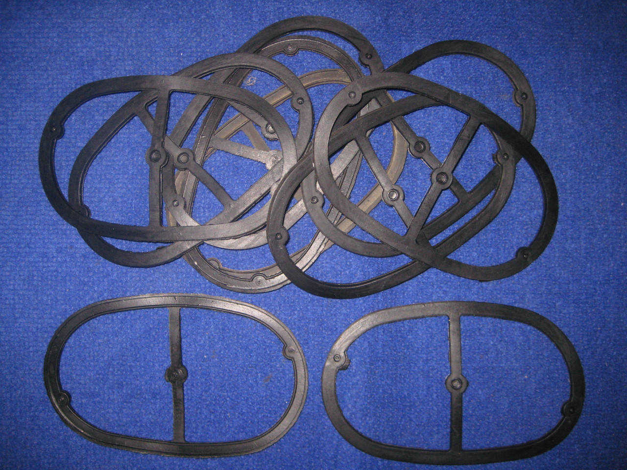 

Прокладка клапанной крышки Урал