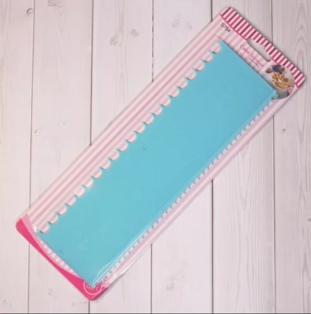 

Кондитерский фигурный шпатель 25*7 см