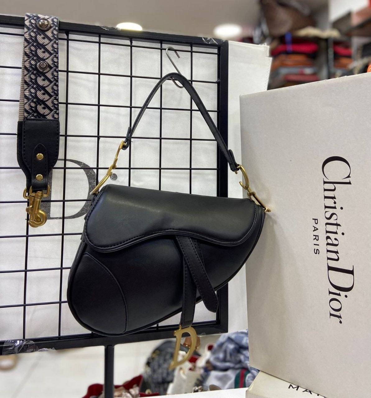 

Модная женская черная кожаная сумка Christian Dior Saddle Кристиан Диор Седло, Черный