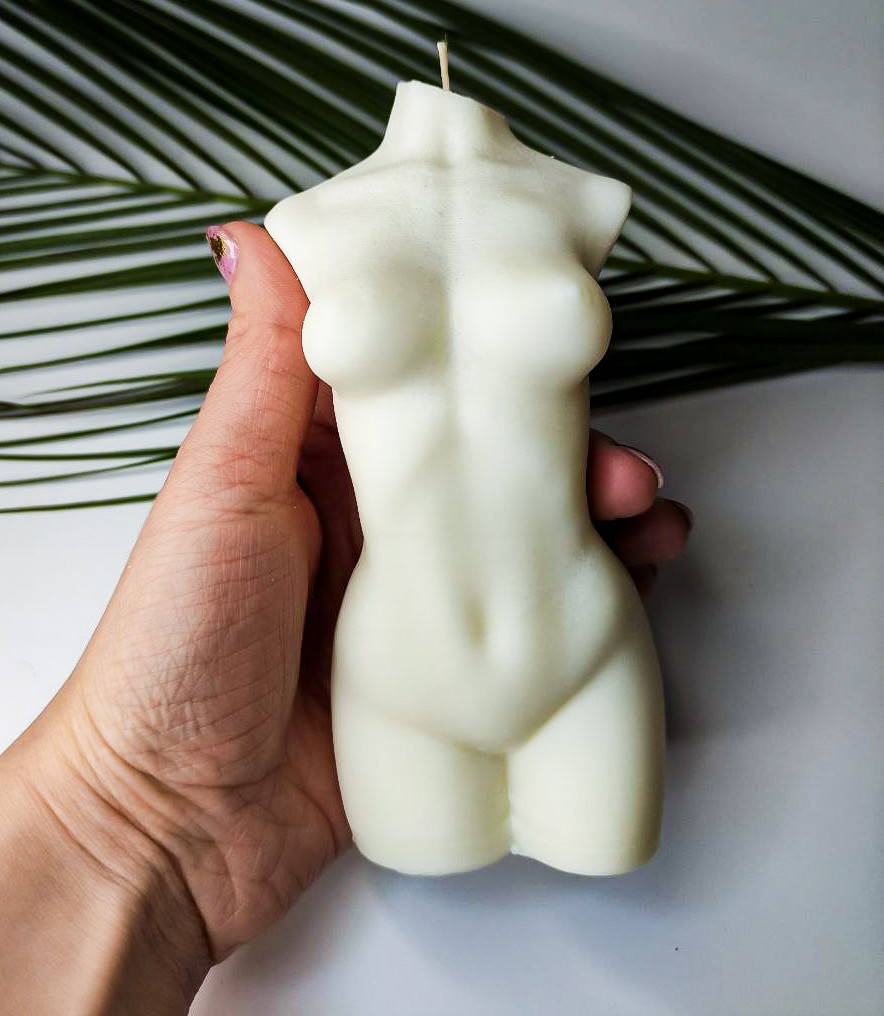 

Соевая свеча «женское тело» 15 см