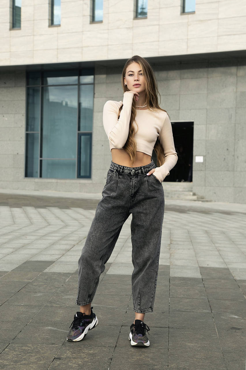 

Джинсы женские бананы Турция серые