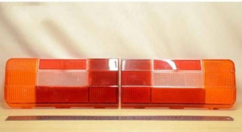 

Стекла задних фонарей Ваз 2106 комплект