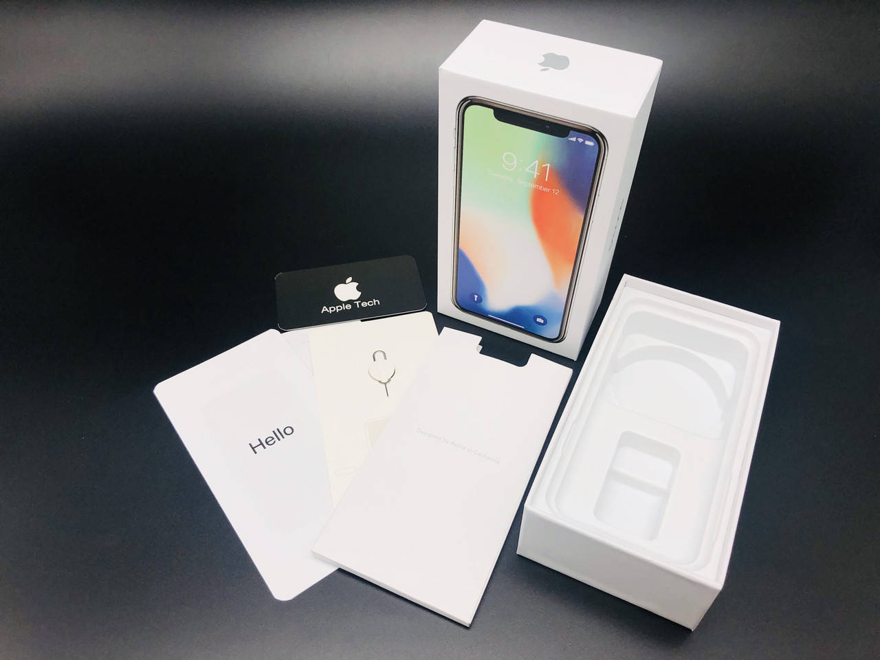 

Коробка iPhone X Space Gray, Темно-серый