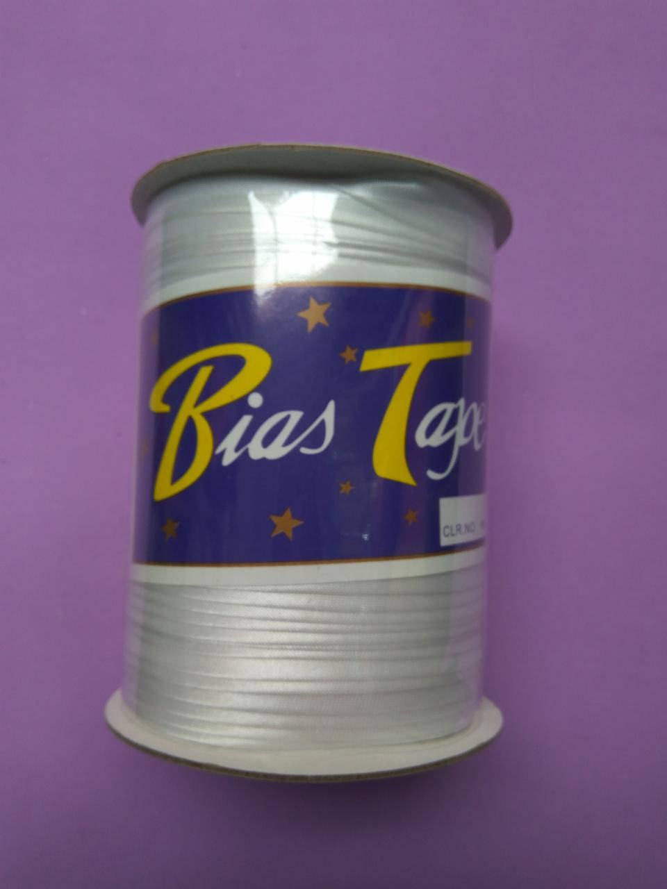 

Бейка косая белая