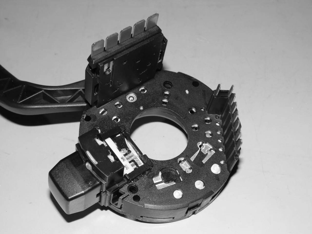 

Подрулевой переключатель Пассат Б3 гольф 2 Джетта гитара указателя поворотов golf jetta passat b3 K01W003AKN