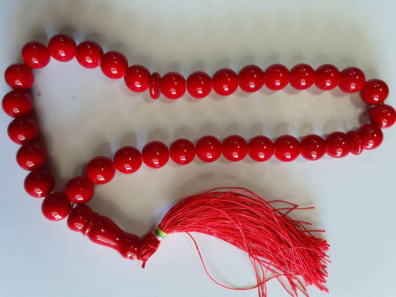 

Четки Коралл(имит) 33 бусины d-12мм