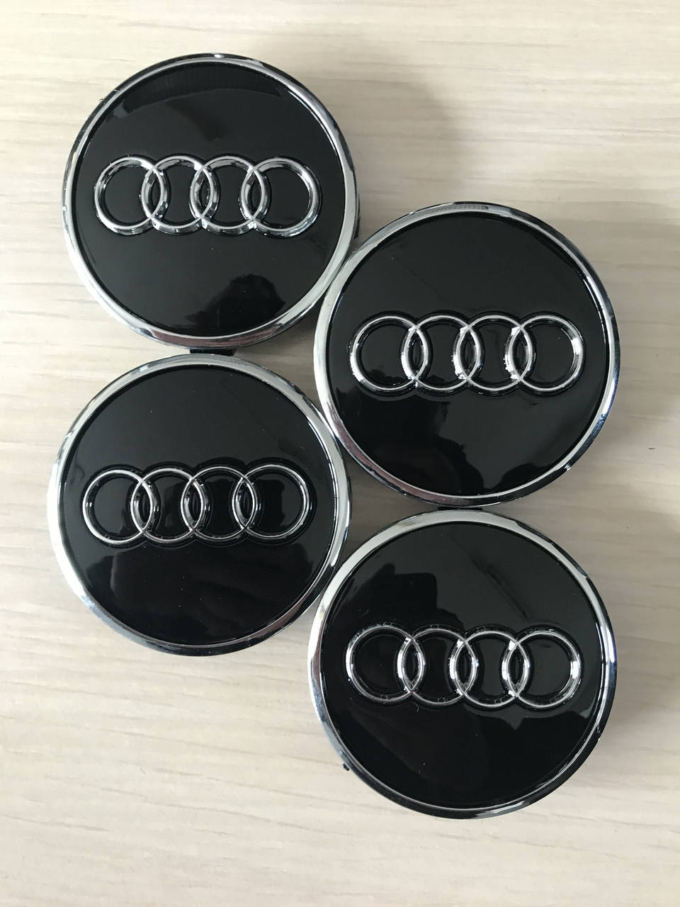

Колпачки заглушки на диски Audi/ Ауди 61/58/9мм. 4M0 601 170 JG3 Черные