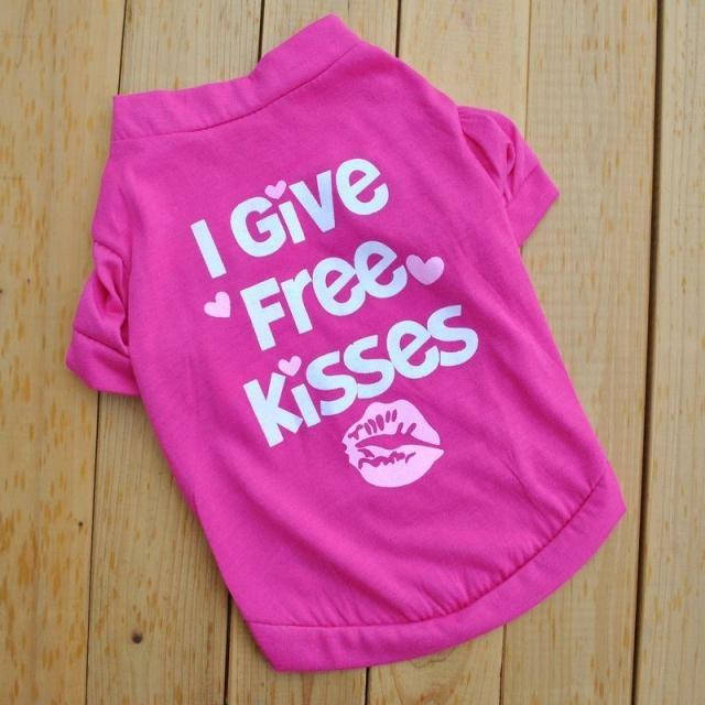 

Футболка "I Give Kiss"