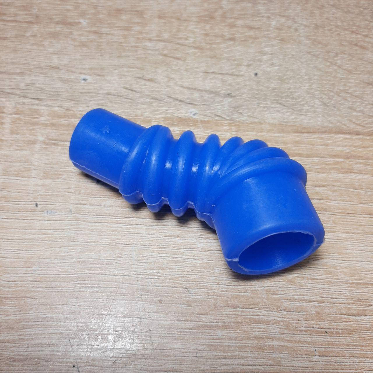 

Патрубок РХХ (регулятора холостого хода) Газель,Волга Соболь Рута Бизнес Next УАЗ дв.405 406 409 4216 1 шт