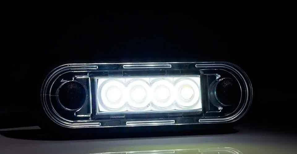 

Фонарь габаритный передний светодиодный FRISTOM FT-073 B LED