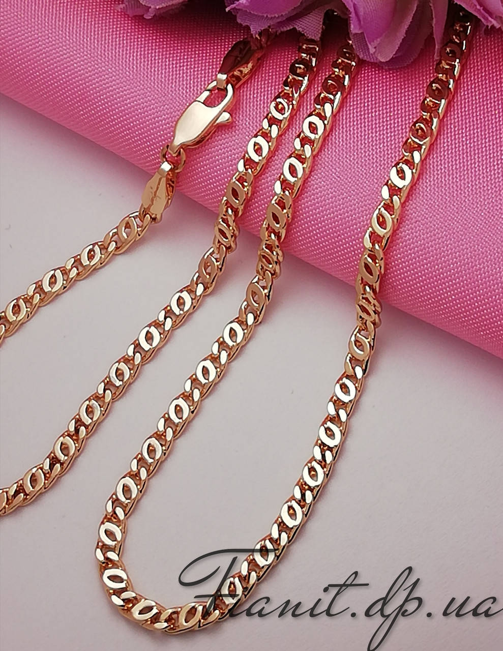 

Цепочка 45 см, плетение восьмёрка, медицинское золото, позолота 18к