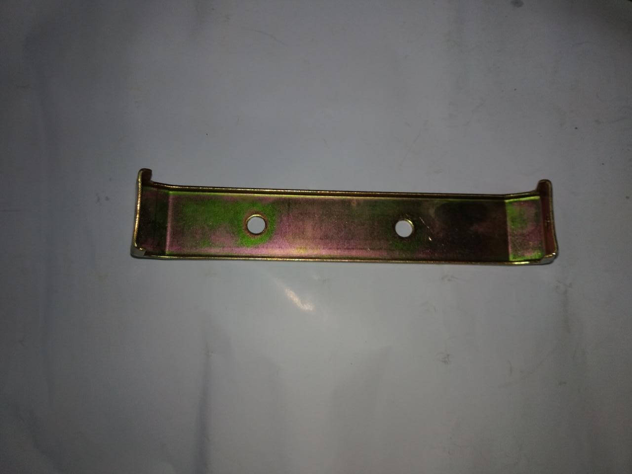 

Кронштейн крепления накладки тоннеля пола Таврия Славута