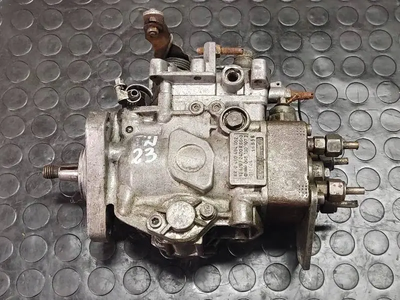 

Топливный насос высокого давления ТНВД BOSCH 1.6 D 0460494052 068130107J под заказ 2-4 дн