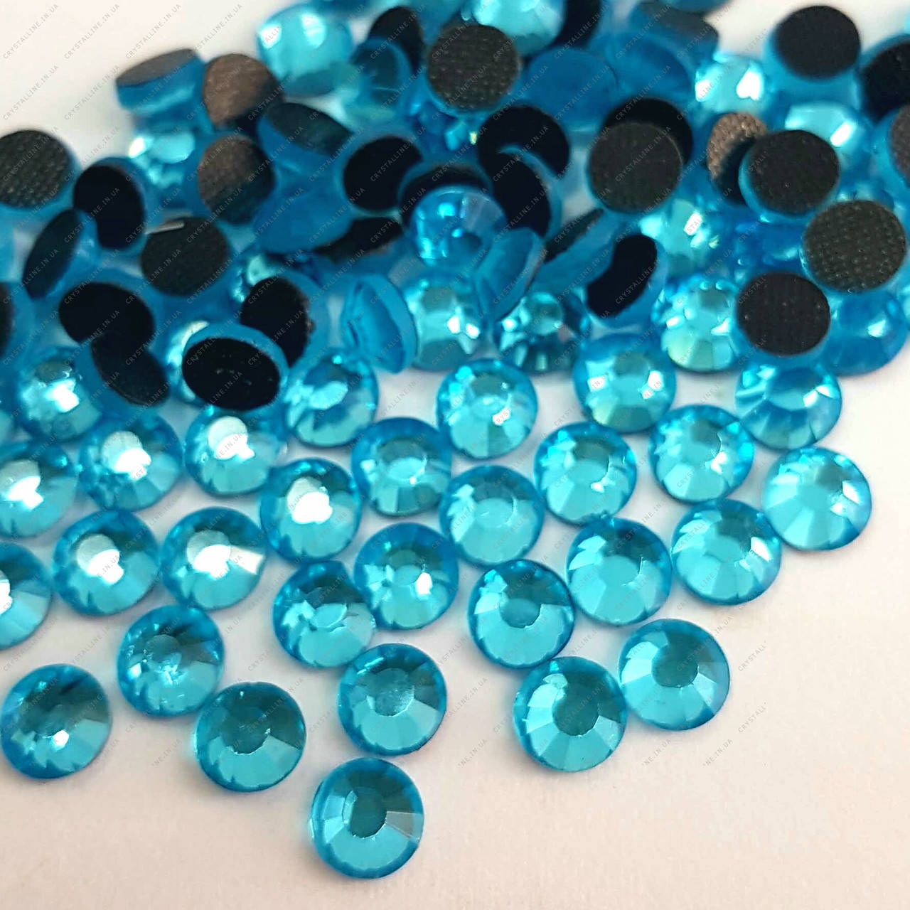 

Стразы термоклеевые DMC AQUAMARINE SS 16 Hot Fix 1440 шт., Голубой