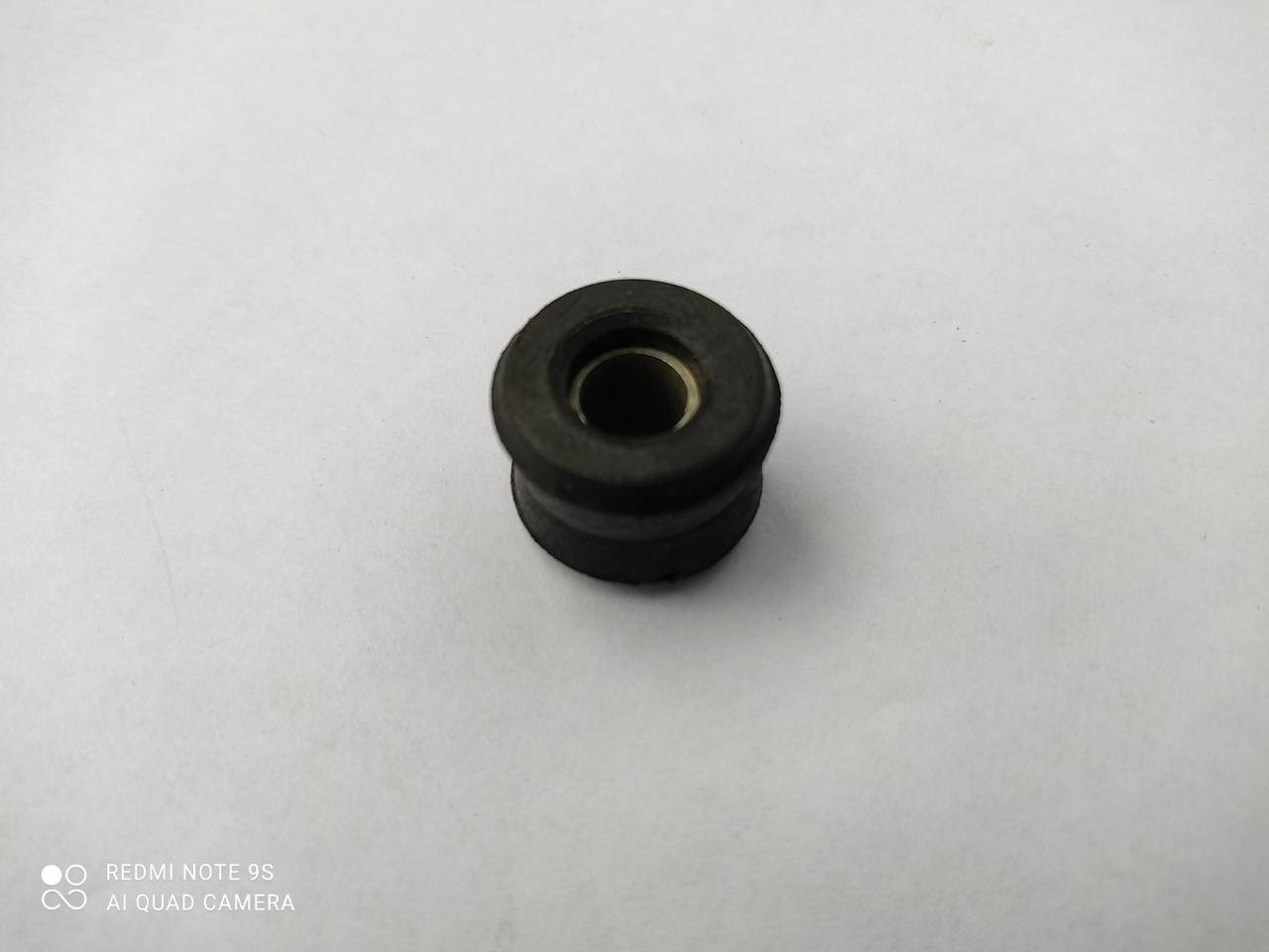 

Сайлентблок амортизатора d10 мм