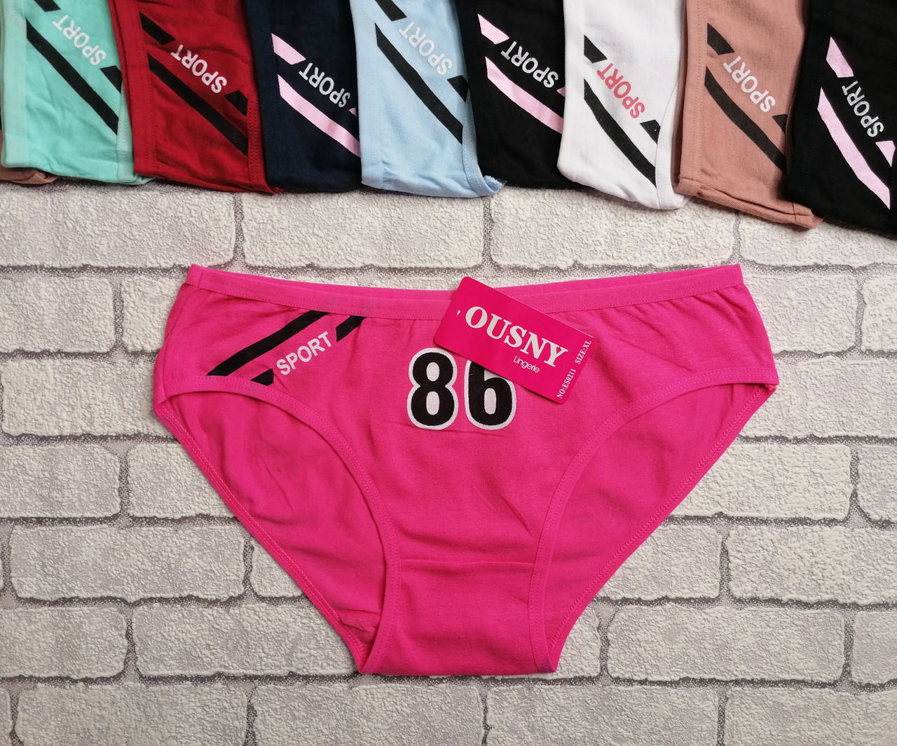 

Женские стильные трусики "SPORT". Размер Норма. В наличии 42-50 размер, Разные цвета