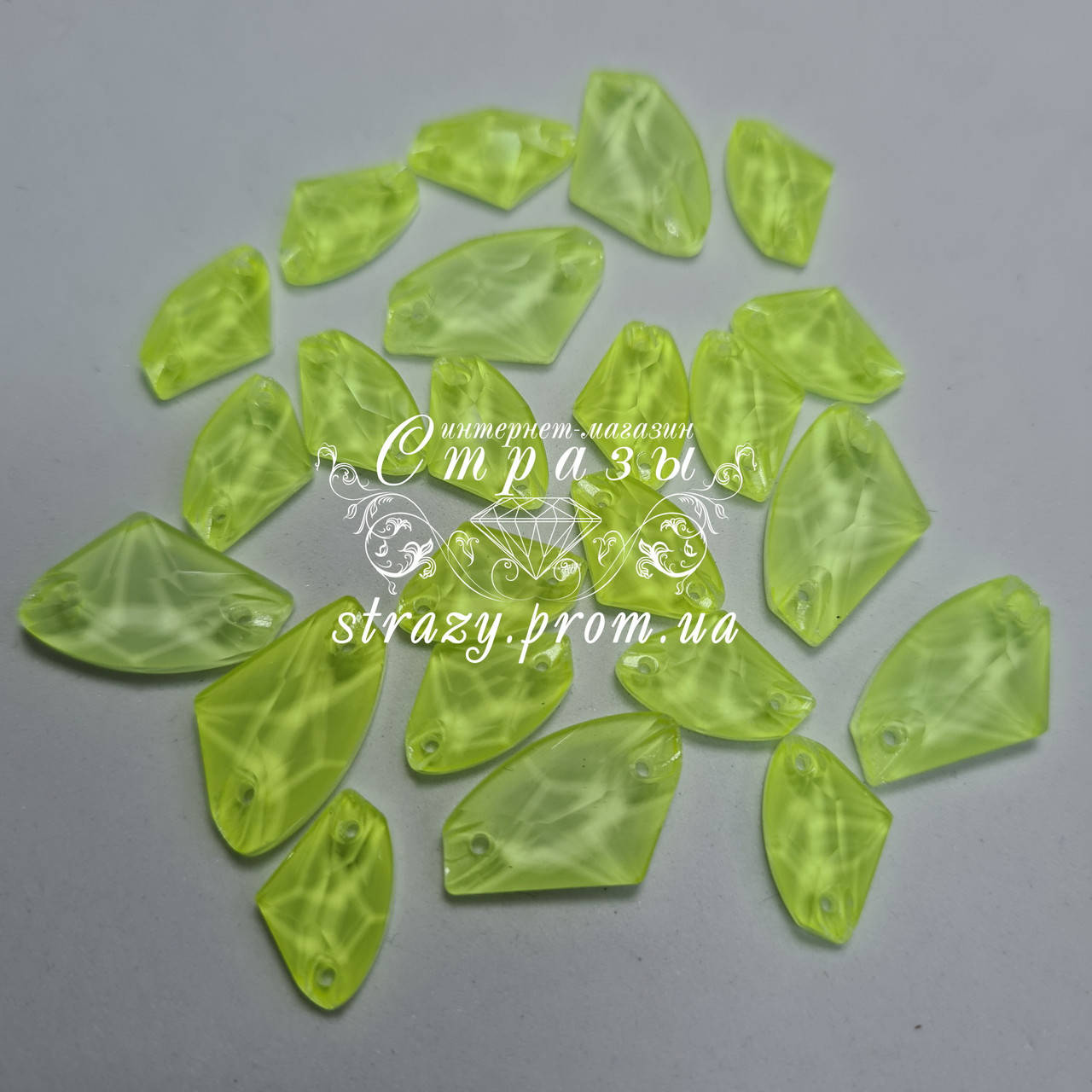 

Стразы пришивные SWARO Топорик 12*19мм. Neon Yellow