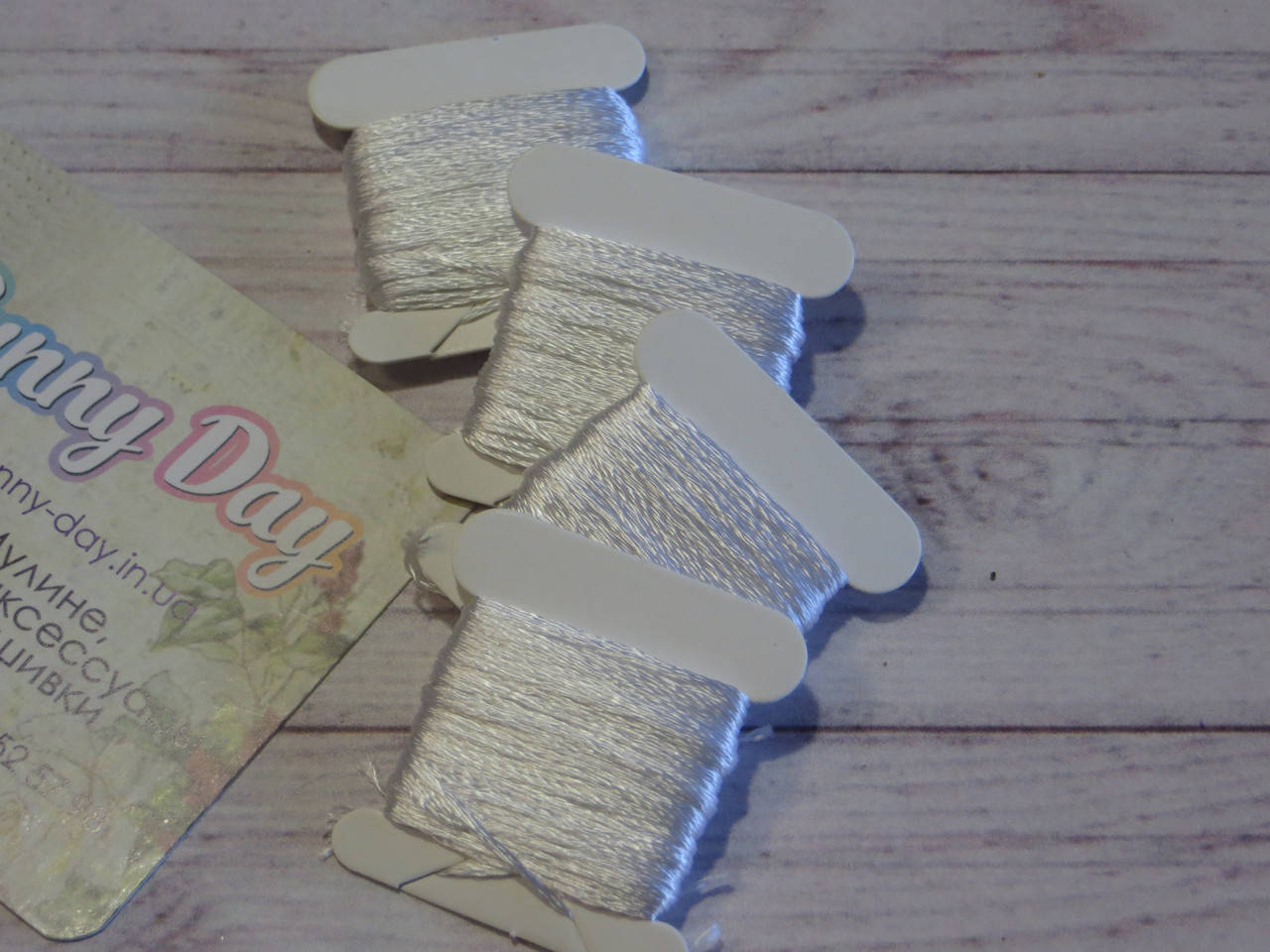 

Мулине Sunny Silk, цвет 5200