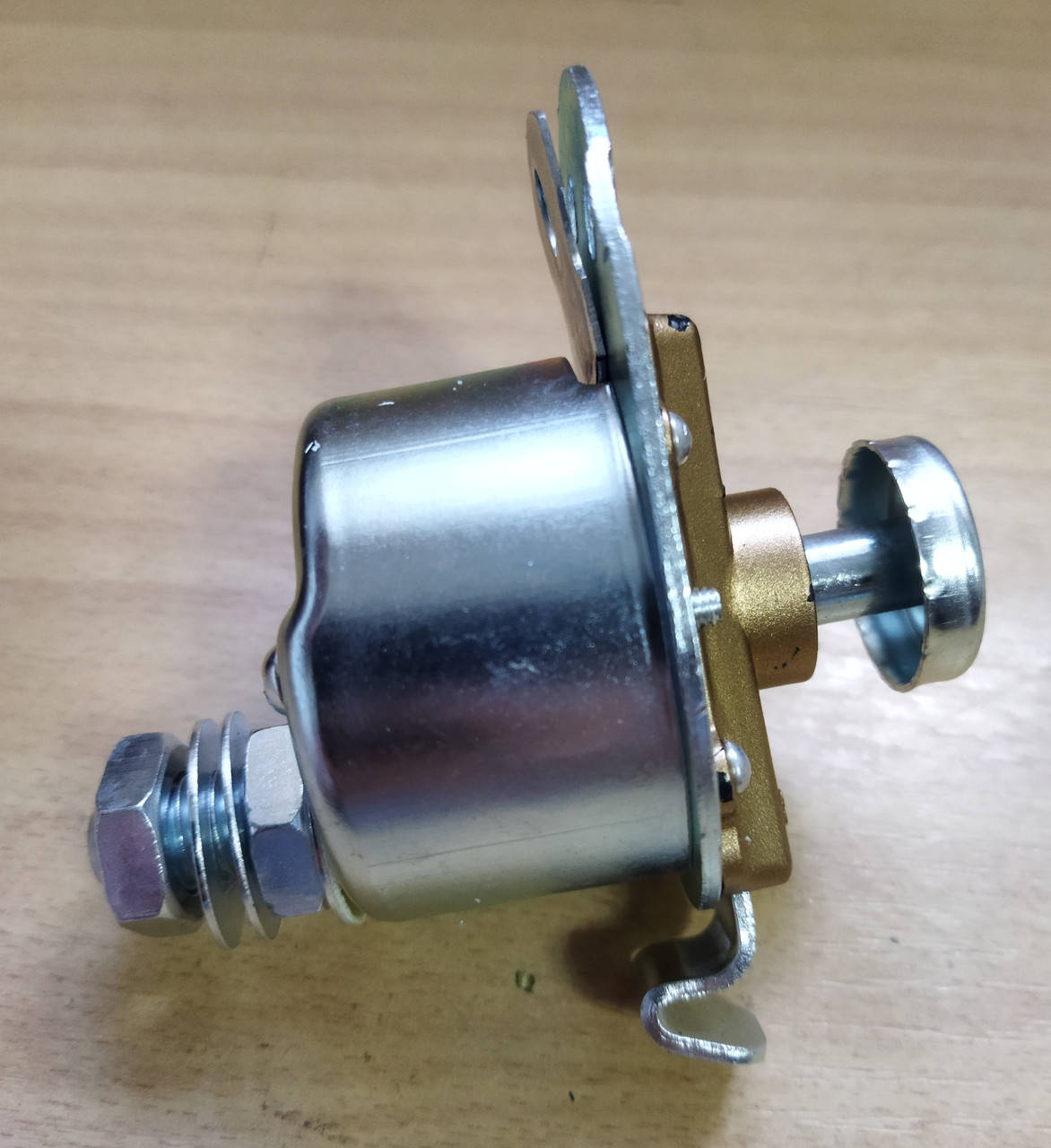 

Кнопка массы 50А