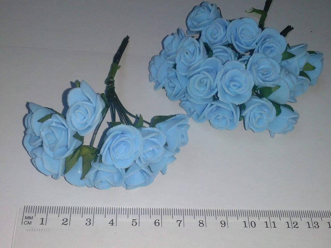 

Розы латексные 1,5-2 см (12 шт) голубые, Голубой