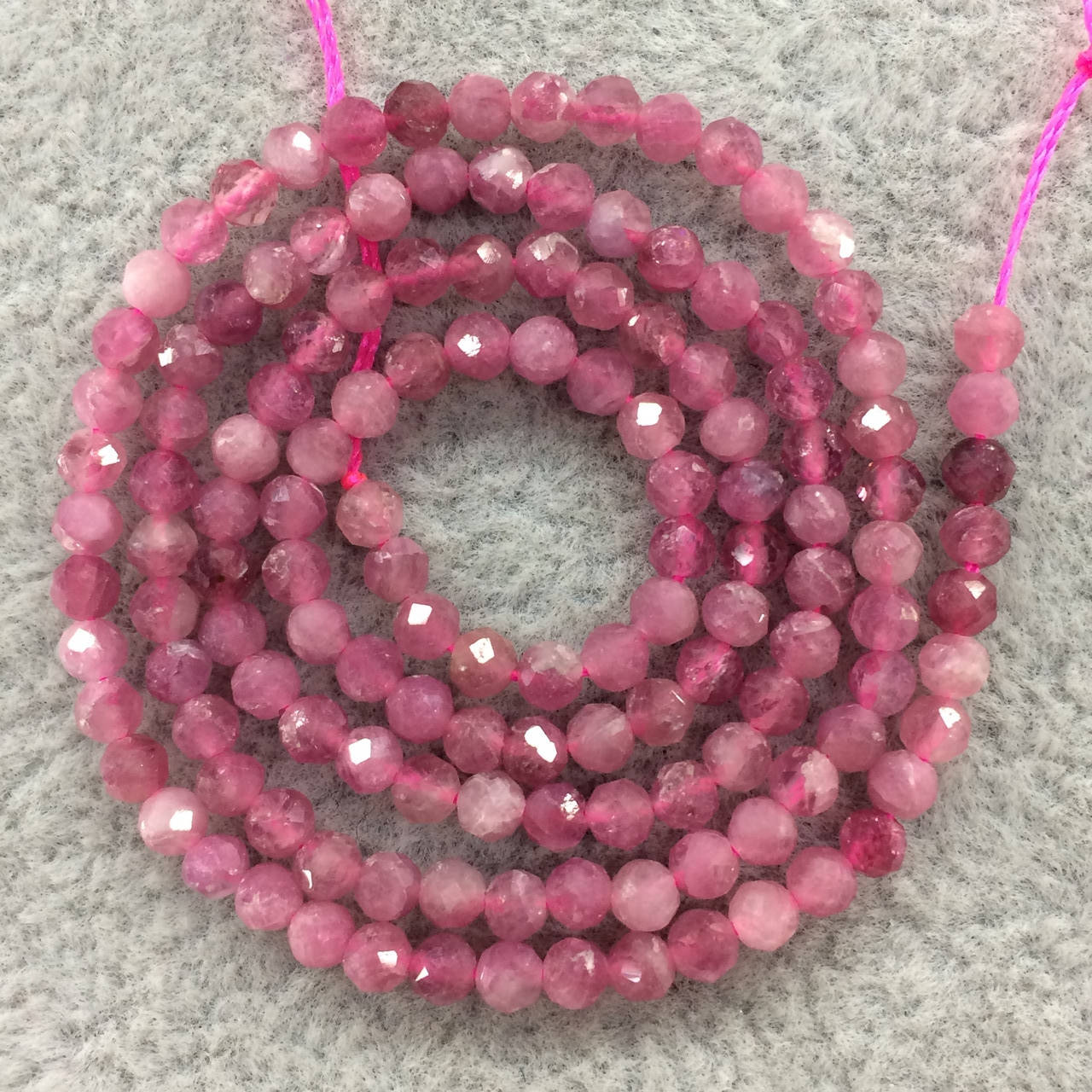 

Рубеллит 3 мм (розовый турмалин)