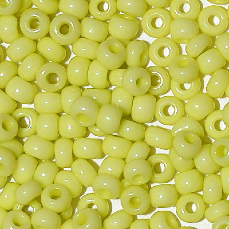 

03153 Чешский бисер Preciosa 10 для вышивания Бисер зеленый горчичный алебастровый прозрачный